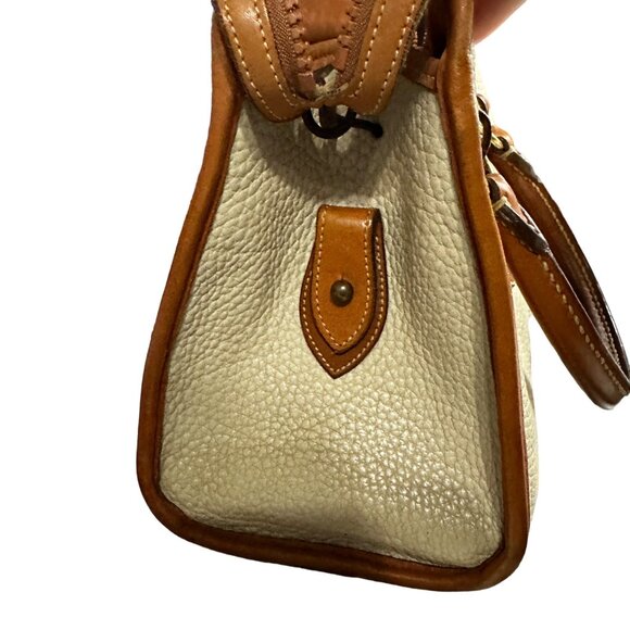 VTG Dooney & Bourke tan pebble leather brown leather trim purse NO LONG STRAP - Picture 4 of 11